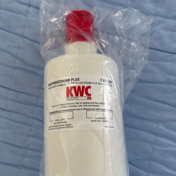 PureStream Plus Water Filter - KWC - Picture 1 of 5